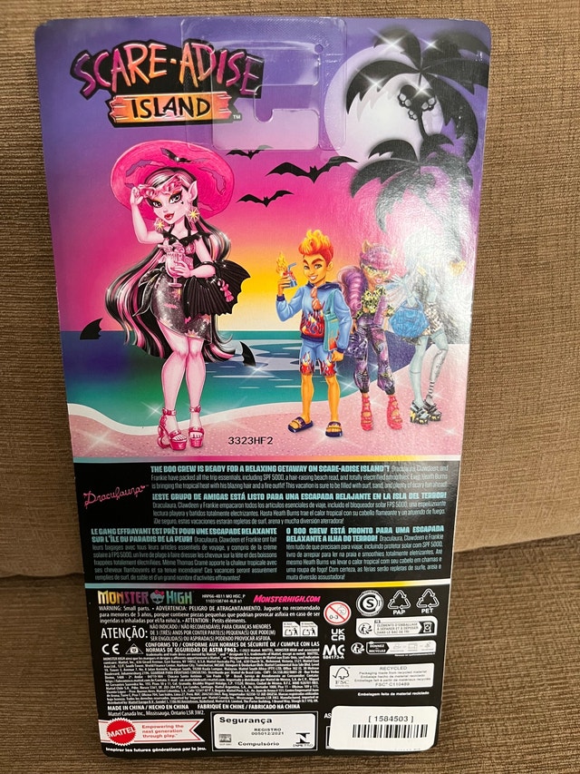 Brand NEW Monster High Draculaura Doll Scare-adise Island - photo 3