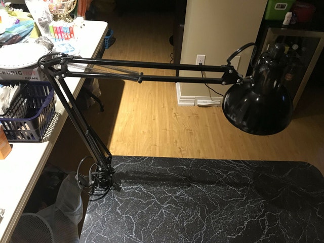 Kay line esthetician table with light - photo 4