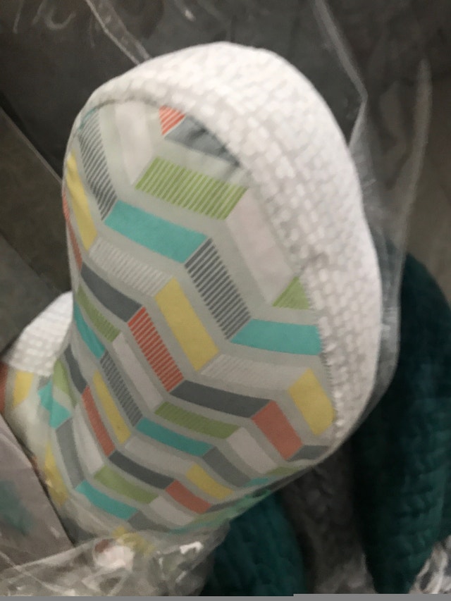 Brand new baby pillow. - photo 3