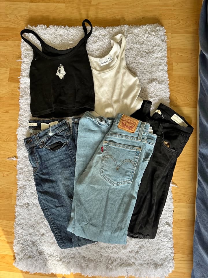 Levi's rag & bone Jeans & Tank Tops Clothing Bundle