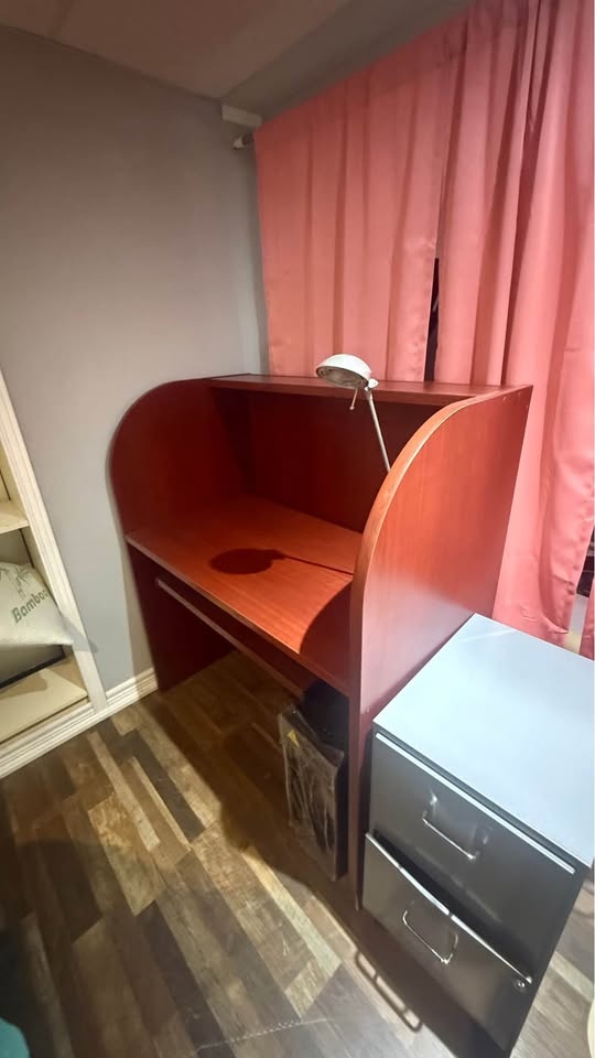 Computer Desk with Hutch - photo 2