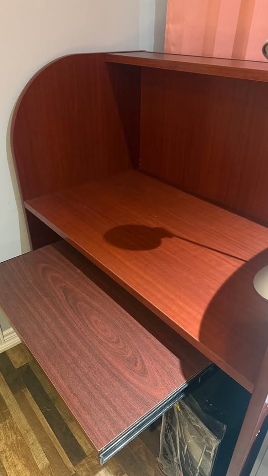 Computer Desk with Hutch - photo 3