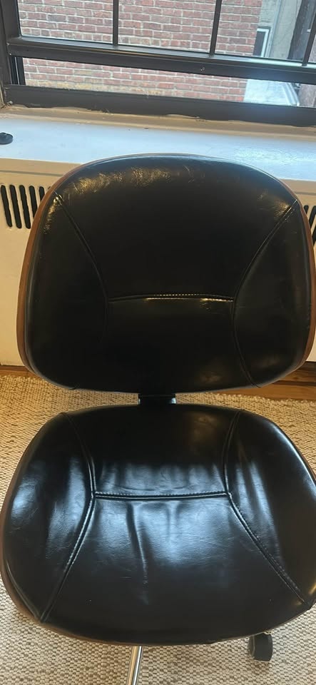 Modern Swivel Office Chair - Faux Leather, Adjustable Height - photo 2