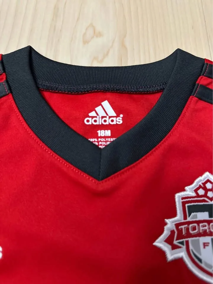 Toronto FC jersey toddler image indicator(2)