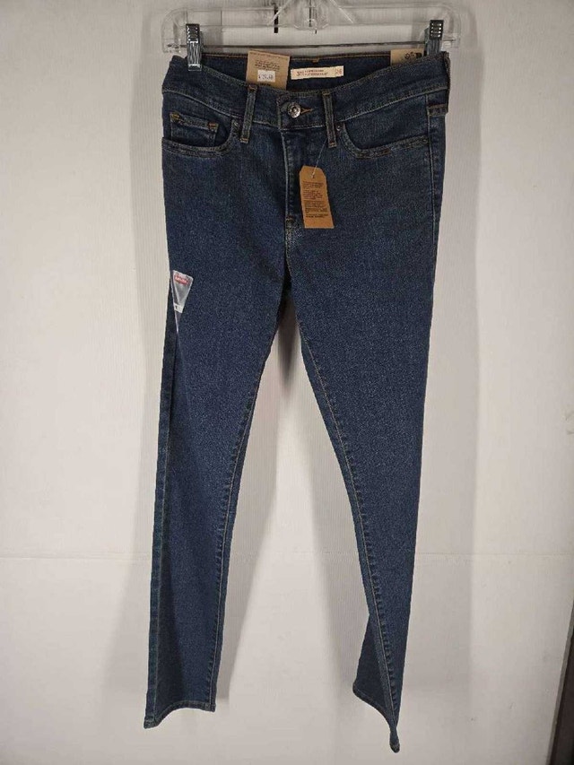 Ladies Levi's Jeans - photo 2