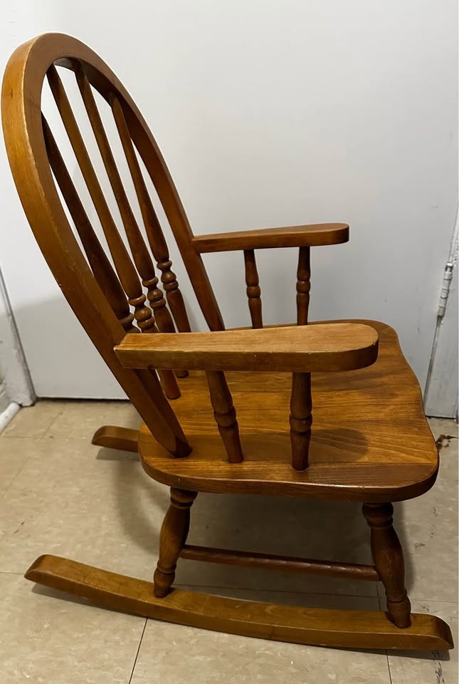 Vintage Children's Wooden Rocking Chair - photo 5