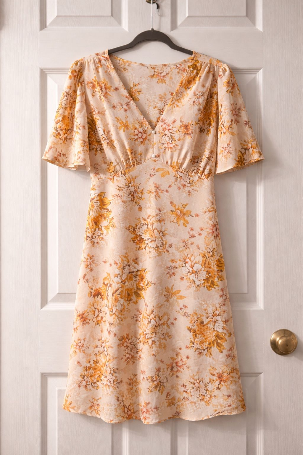 SHEIN Floral Flutter Sleeve Dress – Size S (Fits S/M)