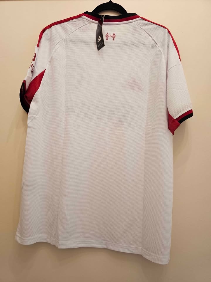 Liverpool Away Kit 2025/2026 - photo 2