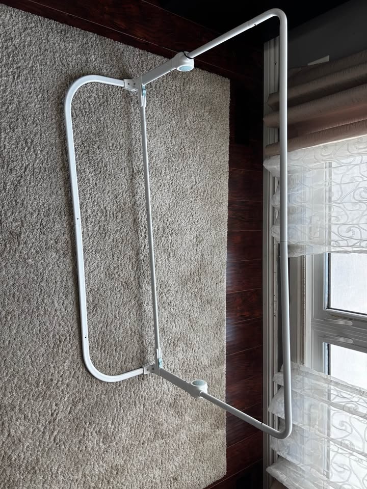 EAQ 47” Foldable Adjustable Baby Bed Rail Guard - New - photo 3