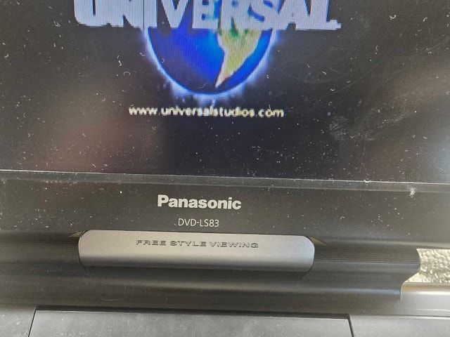 Panasonic DVD-LS83 Portable DVD Player - photo 3