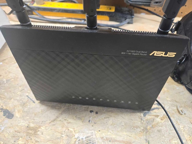 Asus AC1900 Router