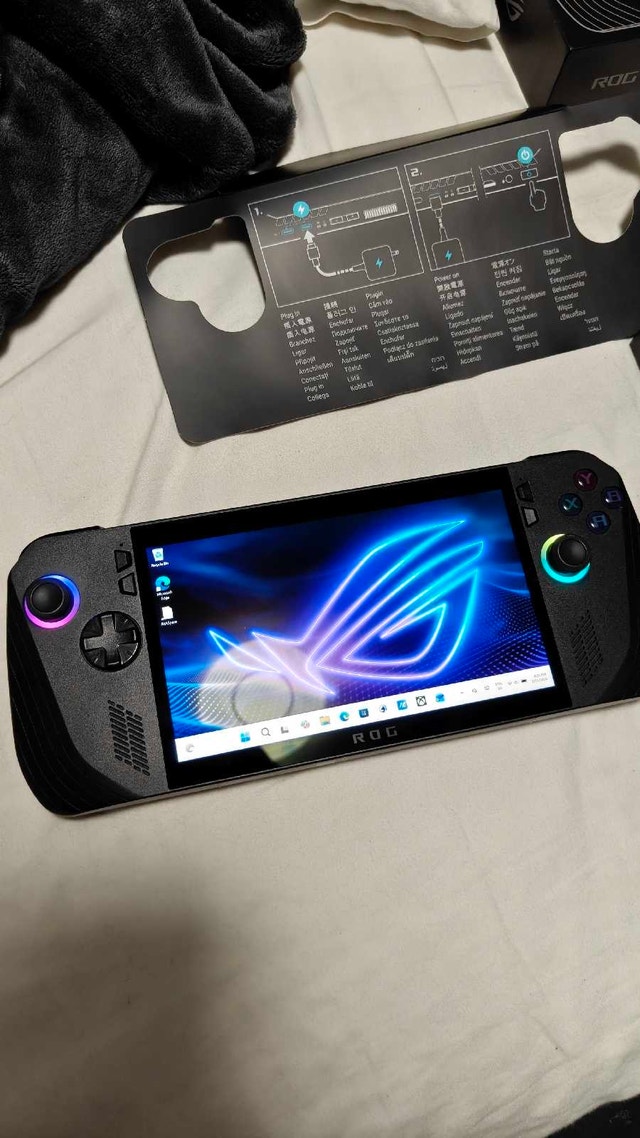 ROG Ally X with Dock - photo 2