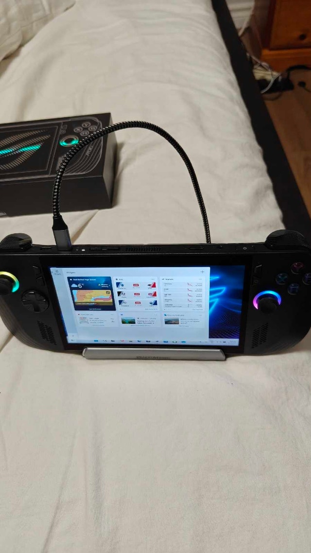 ROG Ally X with Dock - photo 4