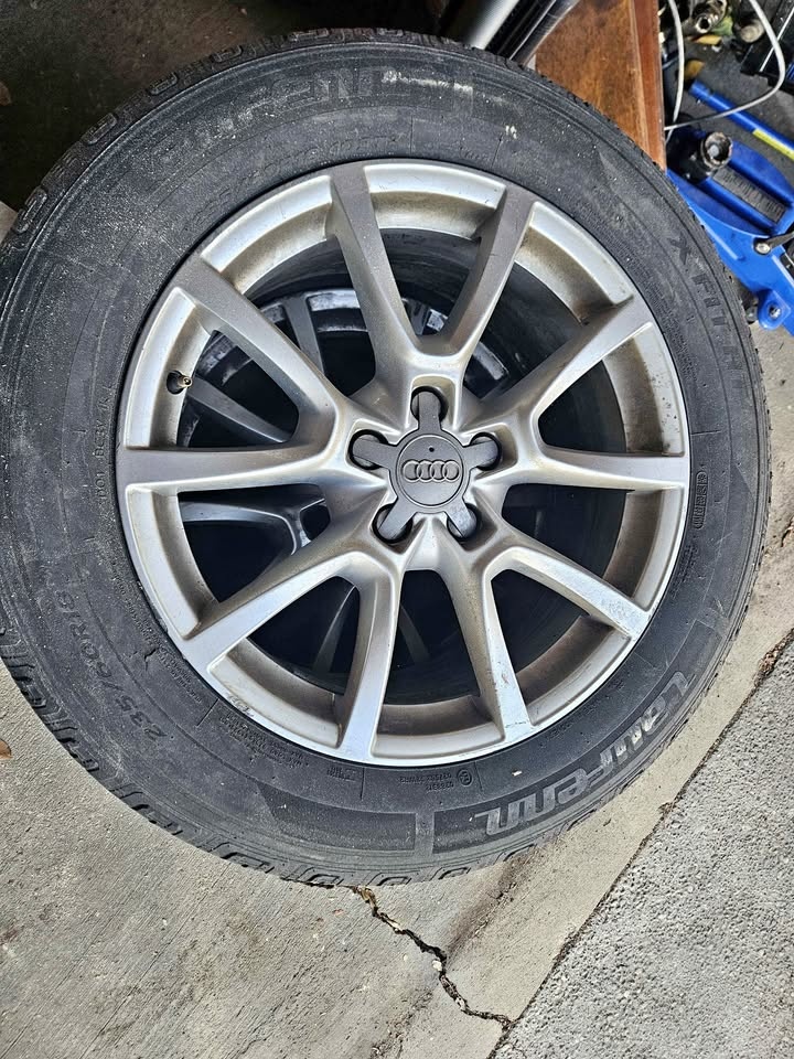 Winter Tire with Rim 235 60 R18