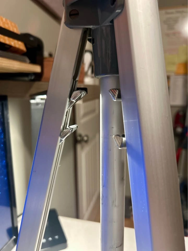 Vintage King Japan Aluminum Tripod – 1970s/80s - photo 4