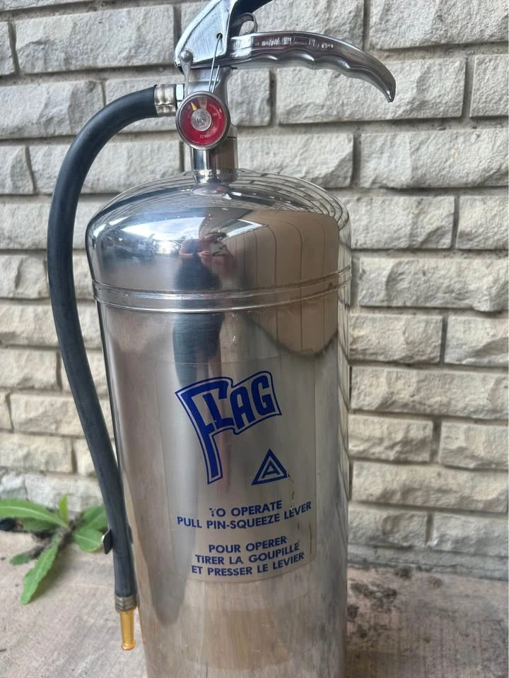 Vintage 1979 FLAG Stainless Steel Fire Extinguisher - photo 2