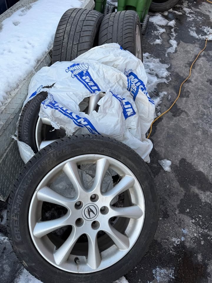 Tires Acura. 215/50/R17 - photo 3
