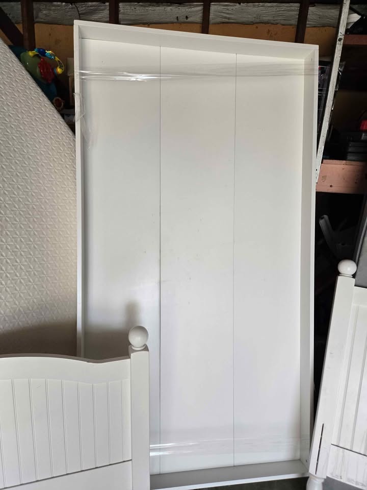 Twin size bed - photo 4