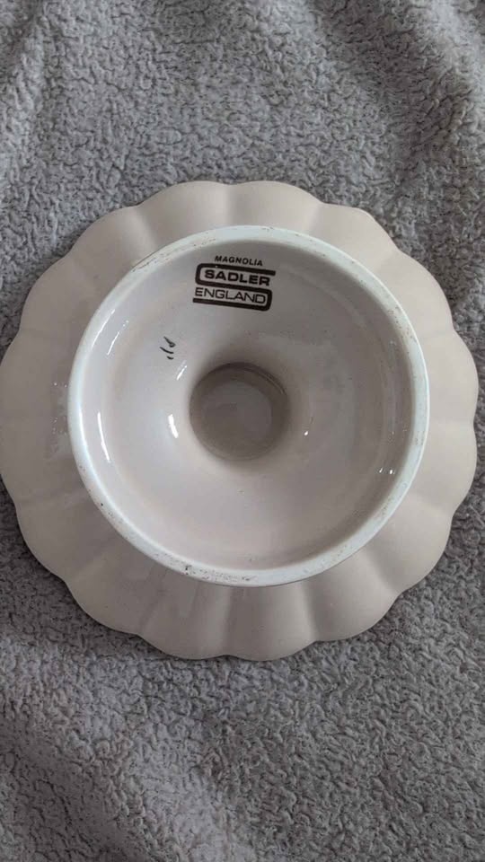 Sadler Magnolia Pedestal Dish - photo 2