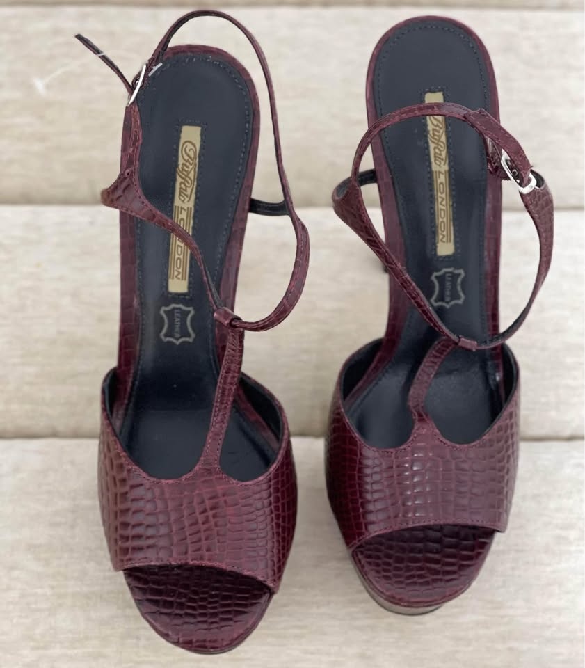 High heels. Brand new. Size 40 - photo 4