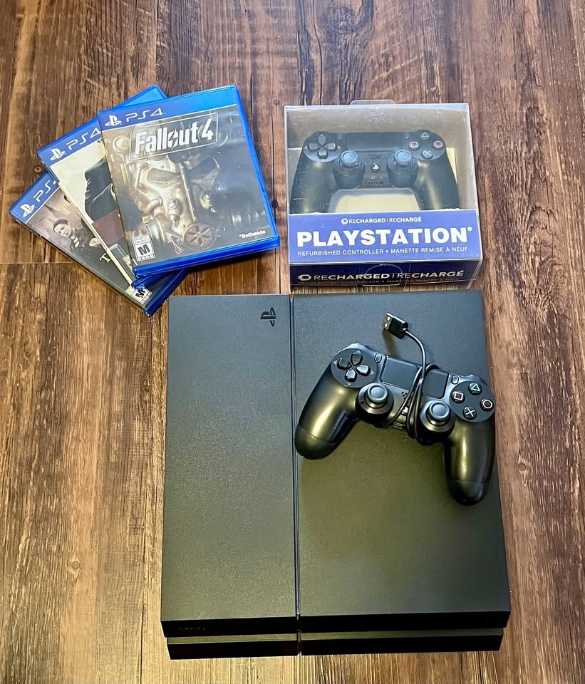 PS4 Bundle: 2 Controllers — 3 Games — Fully Reset — Ready to Pla