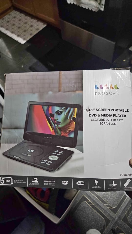 Proscan 10.1" Portable DVD Media Player