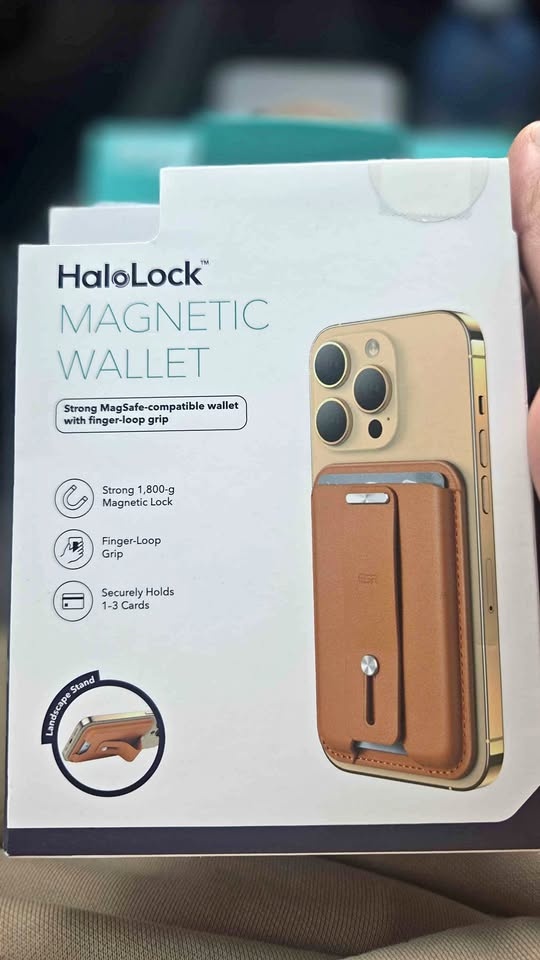 HaloLock ESR MagSafe Magnetic Wallet with Finger Loop Grip