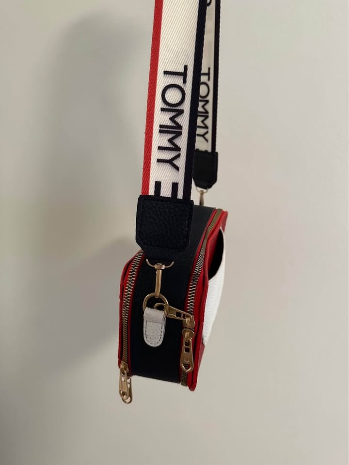 Tommy Hilfiger bag - photo 3