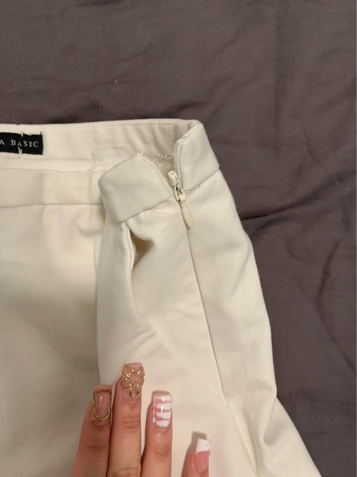 Zara Basic White Pants - photo 3