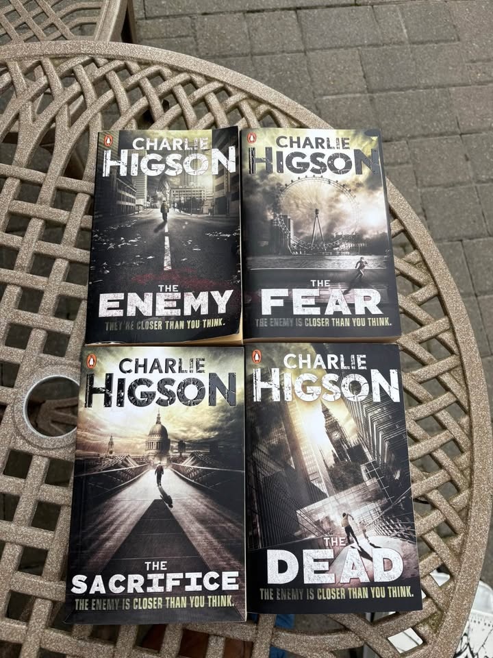 Charlie Hodgson- The Enemy - photo 2