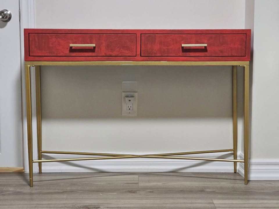 Table - photo 2