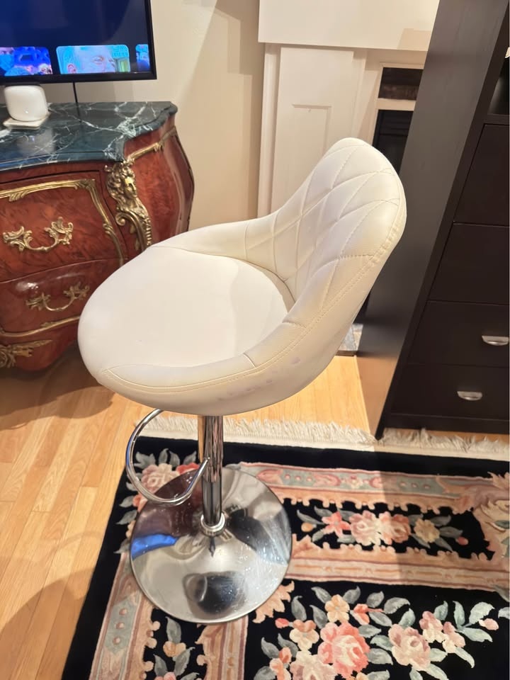 Singular Bar Stool - photo 3