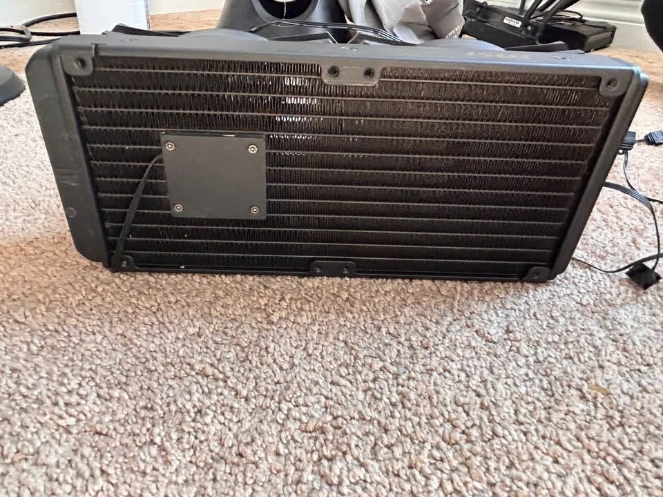 MSI MAG CORELIQUID 240R V2 - photo 3