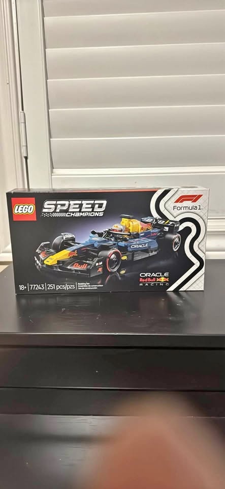 Lego Speed Champions Red Bull