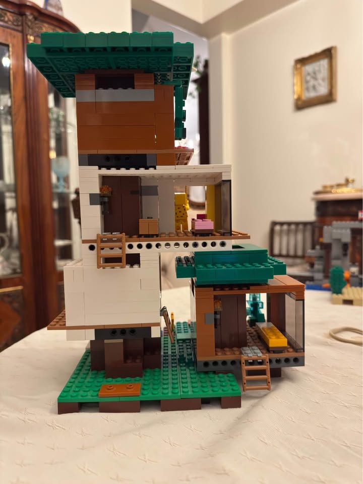 Lego Minecraft The Modern Tree House - photo 3