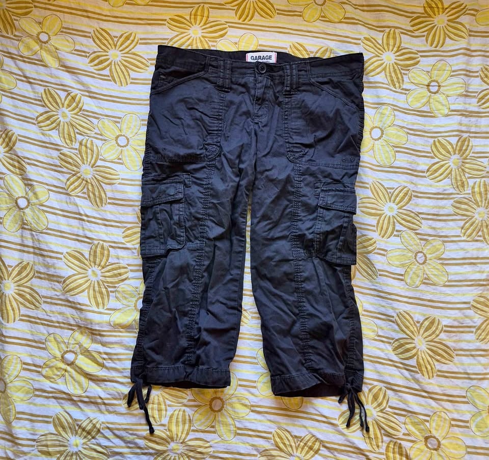 Garage Black Cargo Capri Pants