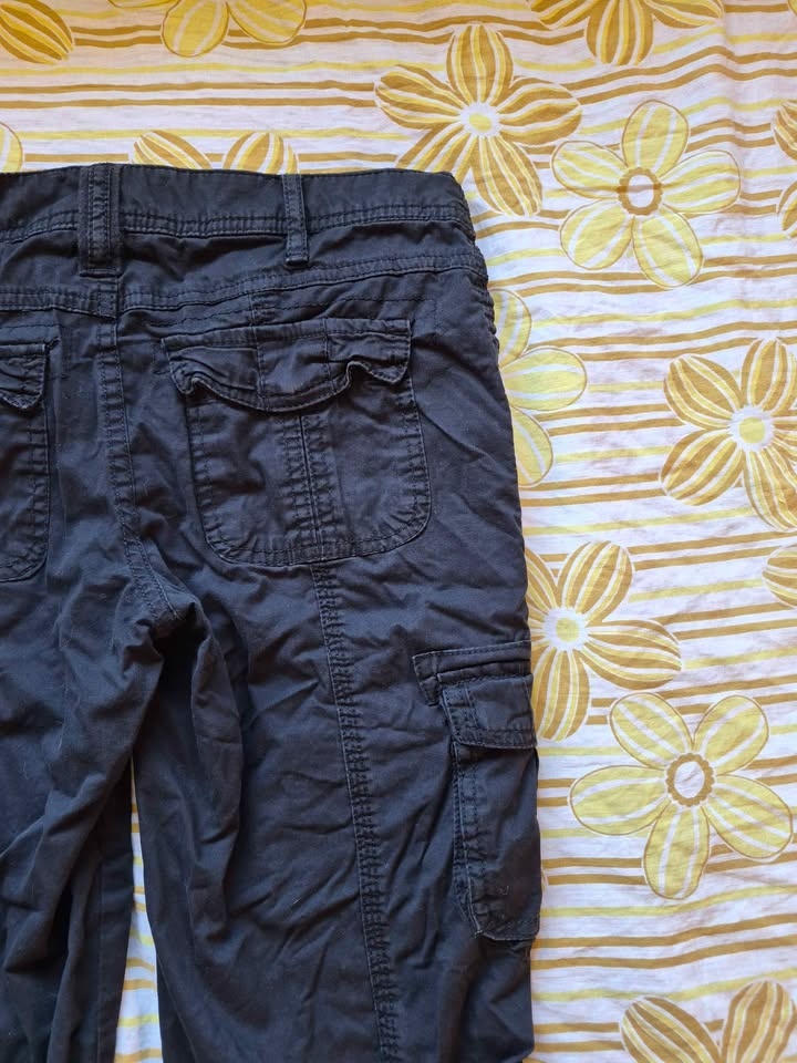Garage Black Cargo Capri Pants - photo 4