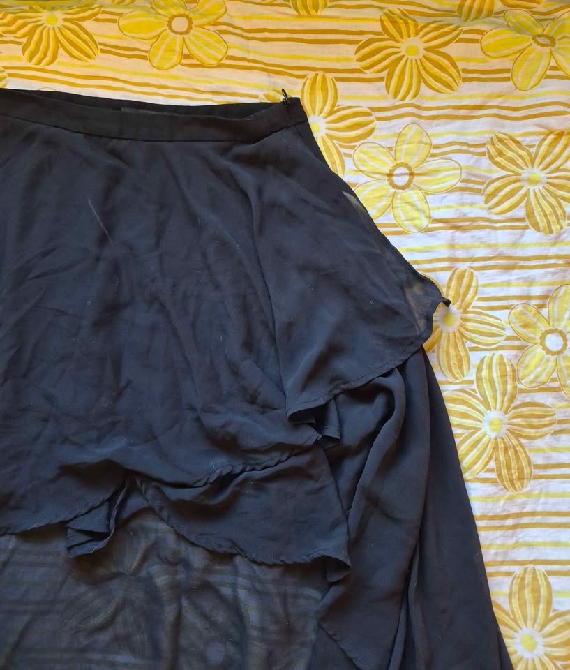 Forever 21 Black High Low Skirt with Ruffle Detail - photo 3
