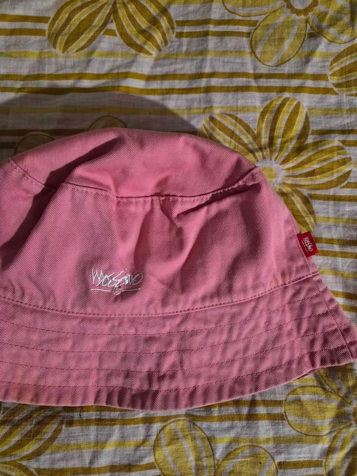 Pink reversible camo bucket hat - photo 5