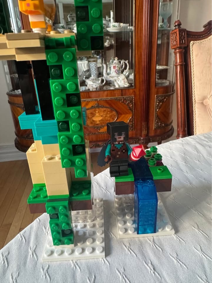 Lego Minecraft The Sky Tower - photo 4