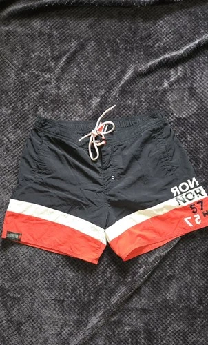 Helly Hansen Men's Size 36 Board Shorts Navy Blue Red White
