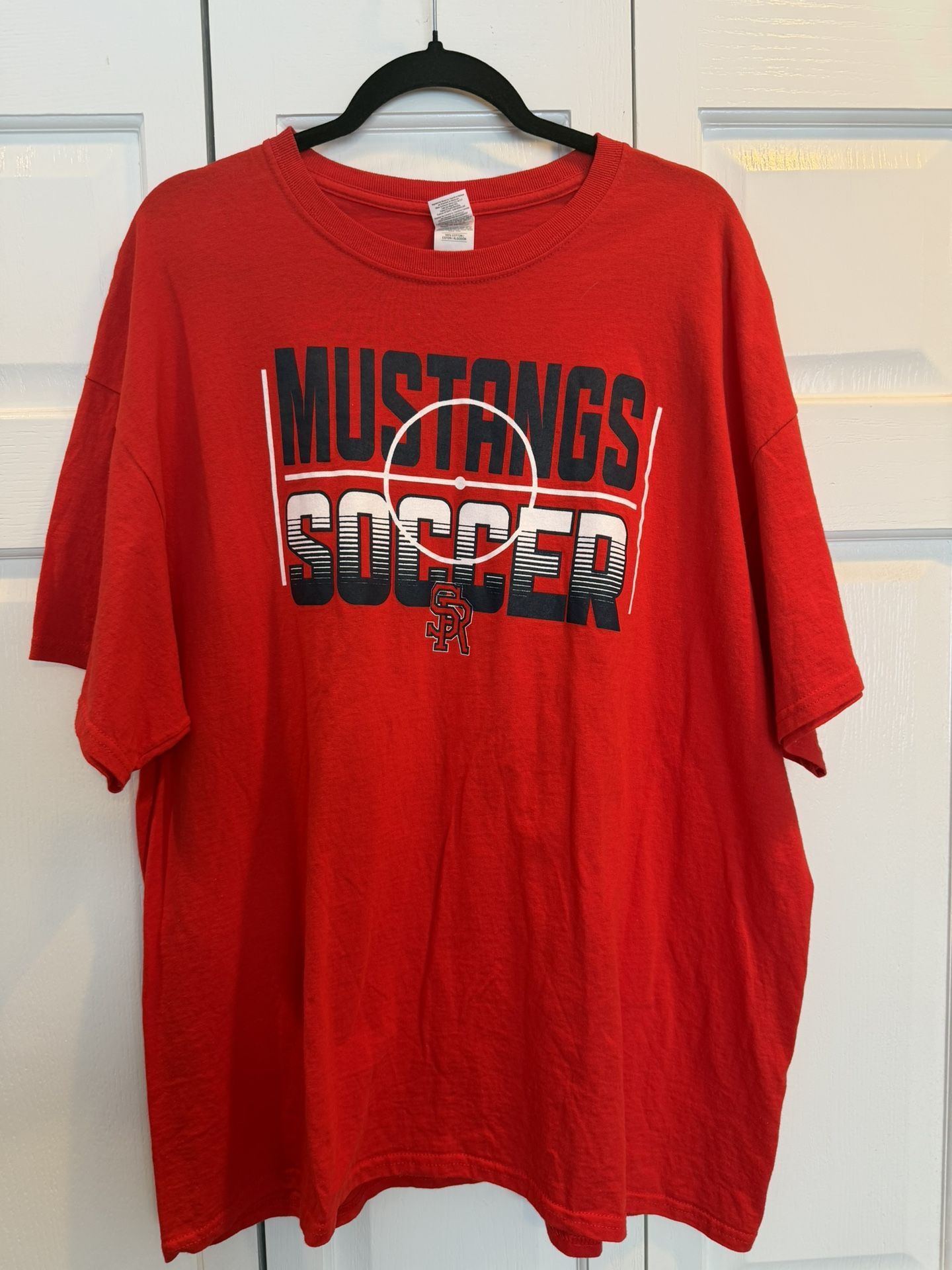 Adult Size 2XL St. Rita Mustangs Soccer T-shirt $10 - photo 2