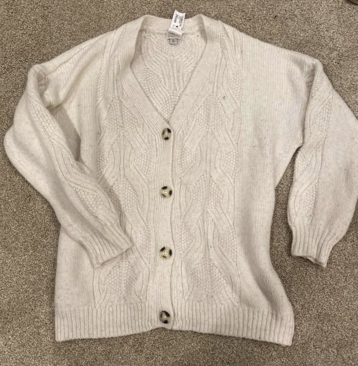Women's Cable Knit V-neck Cardigan Sweater - XL