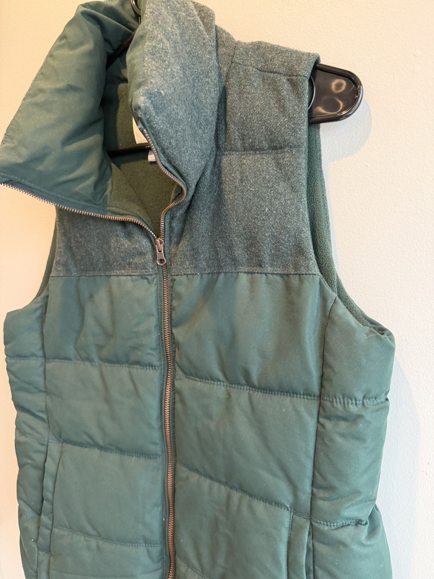 Women's Fleece Quilted Puffer Vest - Old Navy M Green - photo 3