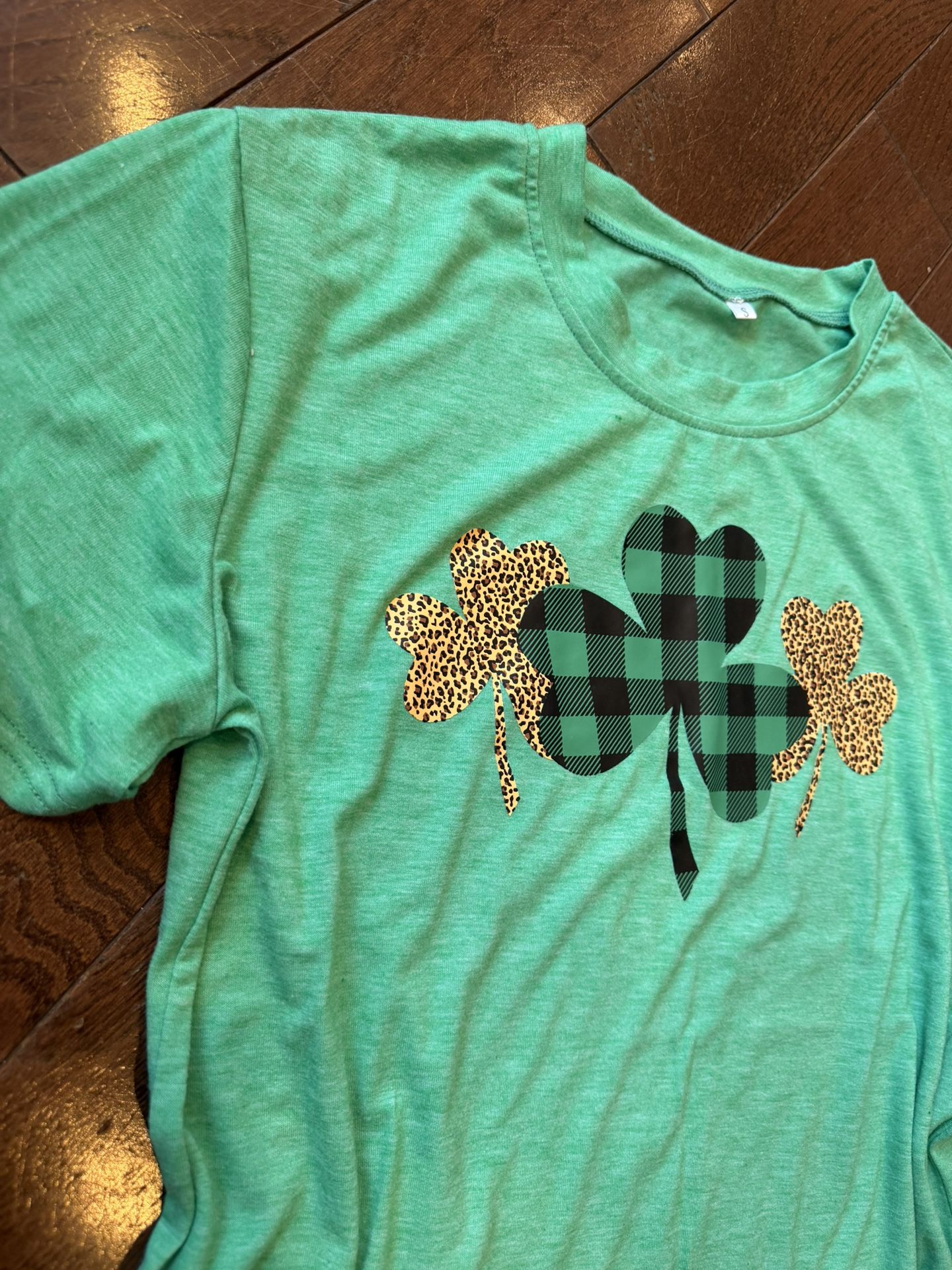 New Women's Small T-Shirt plaid & Leopard Shamrock $8 - photo 2
