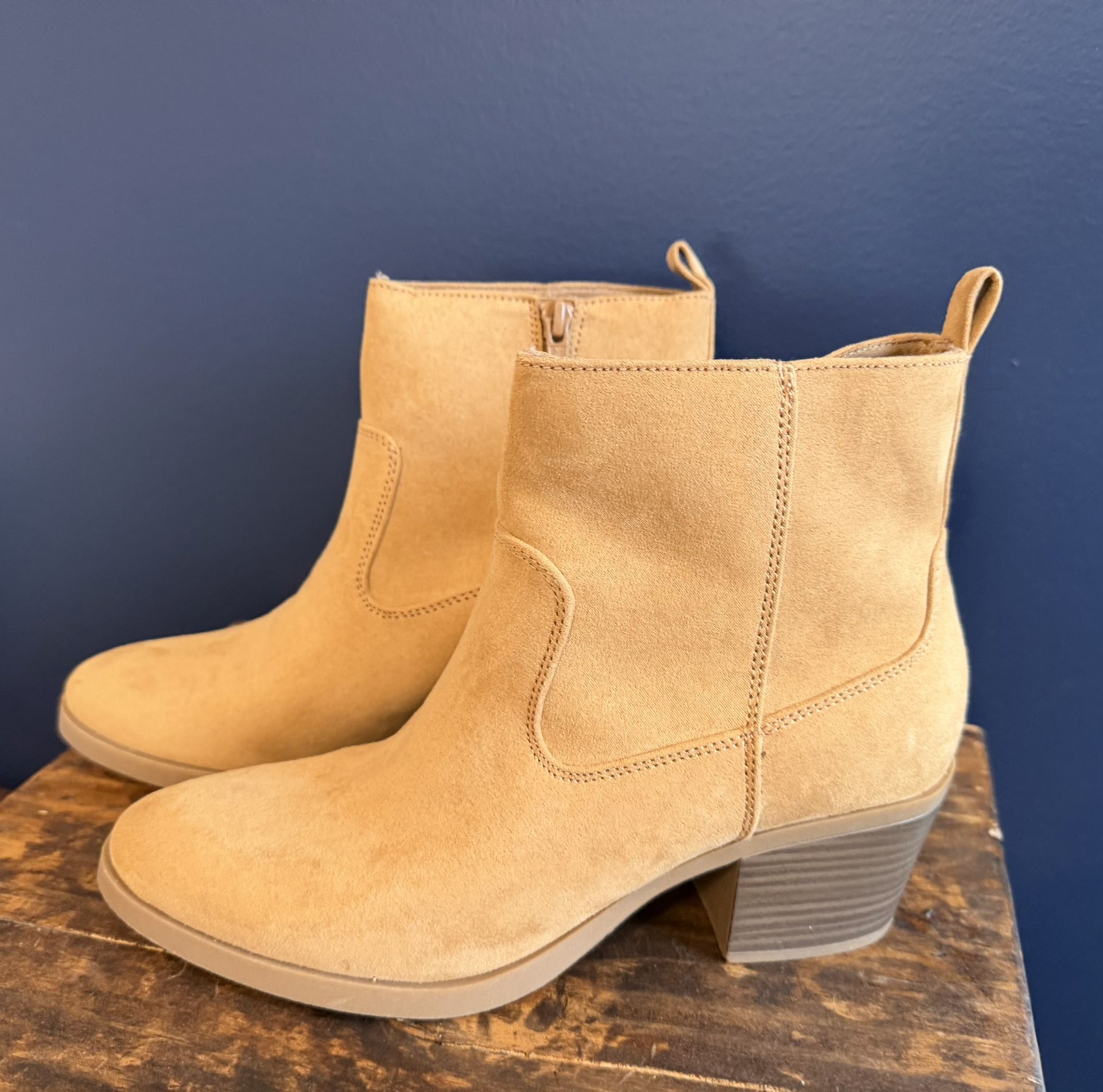 Old Navy Size 8 Camel Faux Suede Ankle Boots - $15
