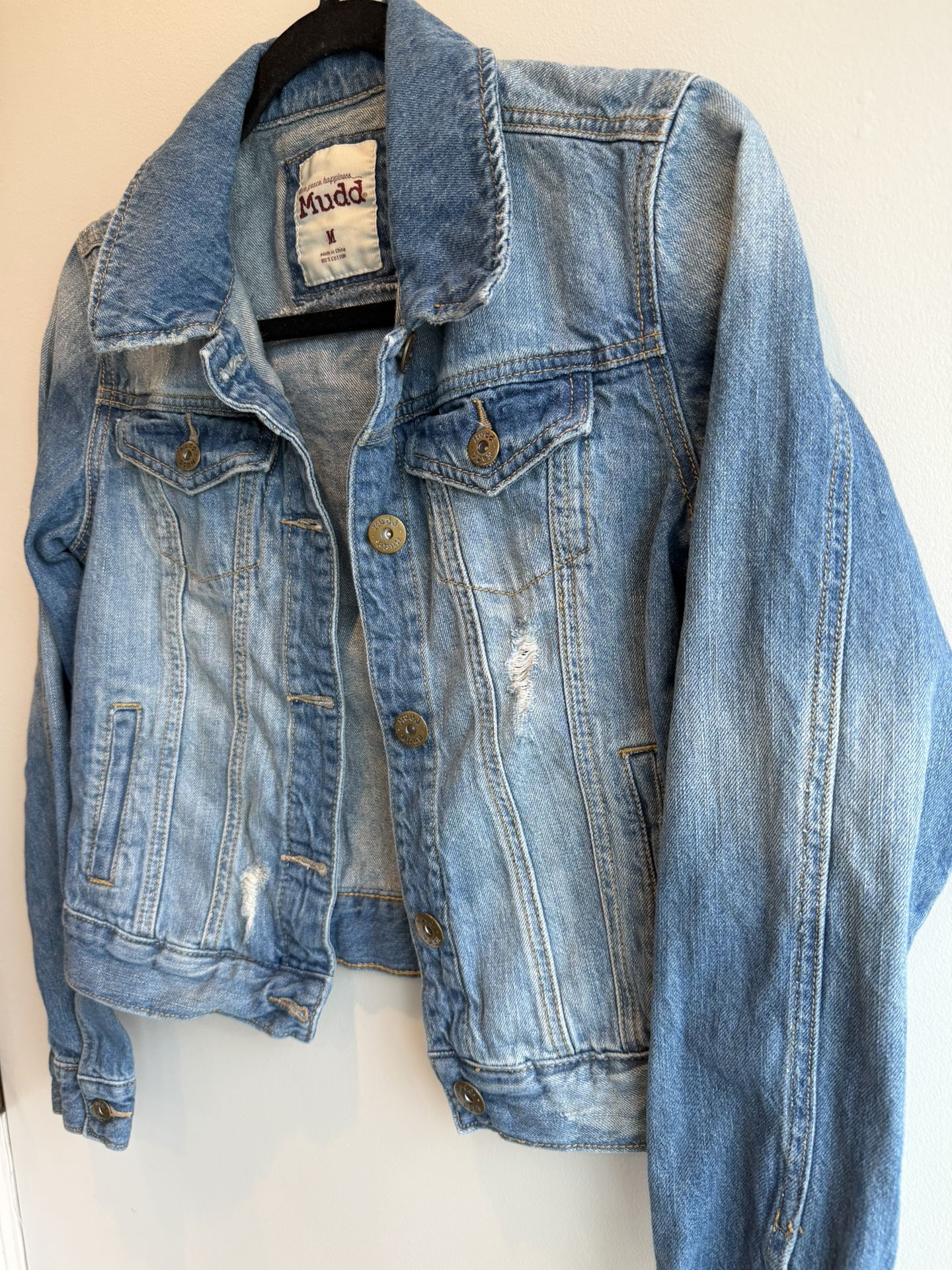 Mudd Junior’s Medium Denim Jean Jacket Distressed $15 - photo 3