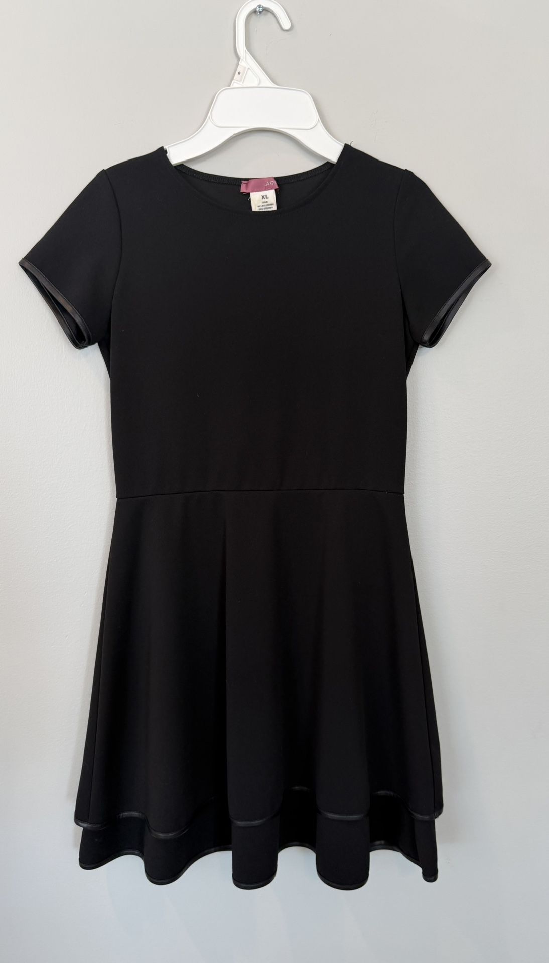 Like New Girls Size XL (14) Little Black Dress $15
