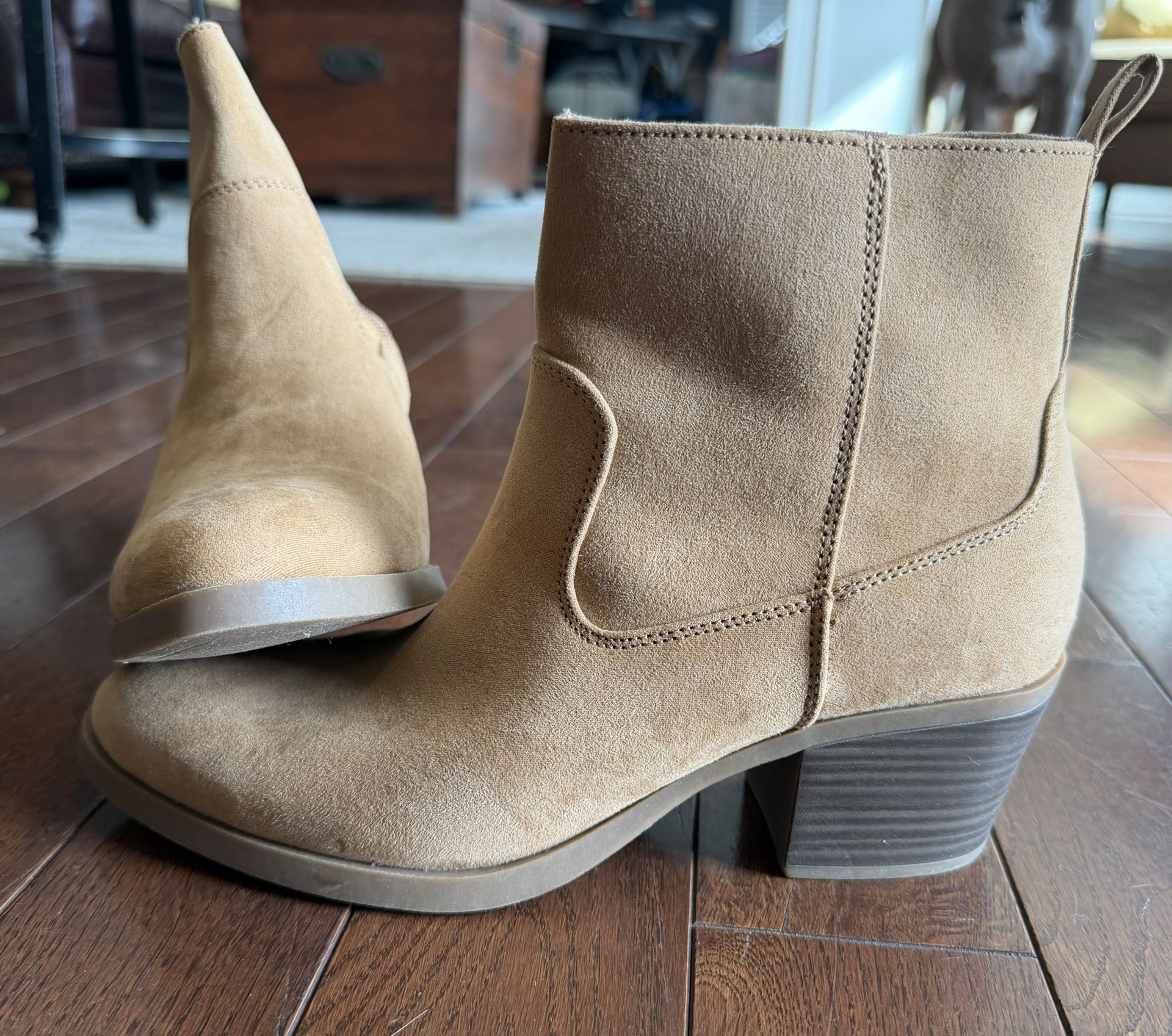 NEW Old Navy Women's Size 8 Sand Western Booties $25 - photo 4