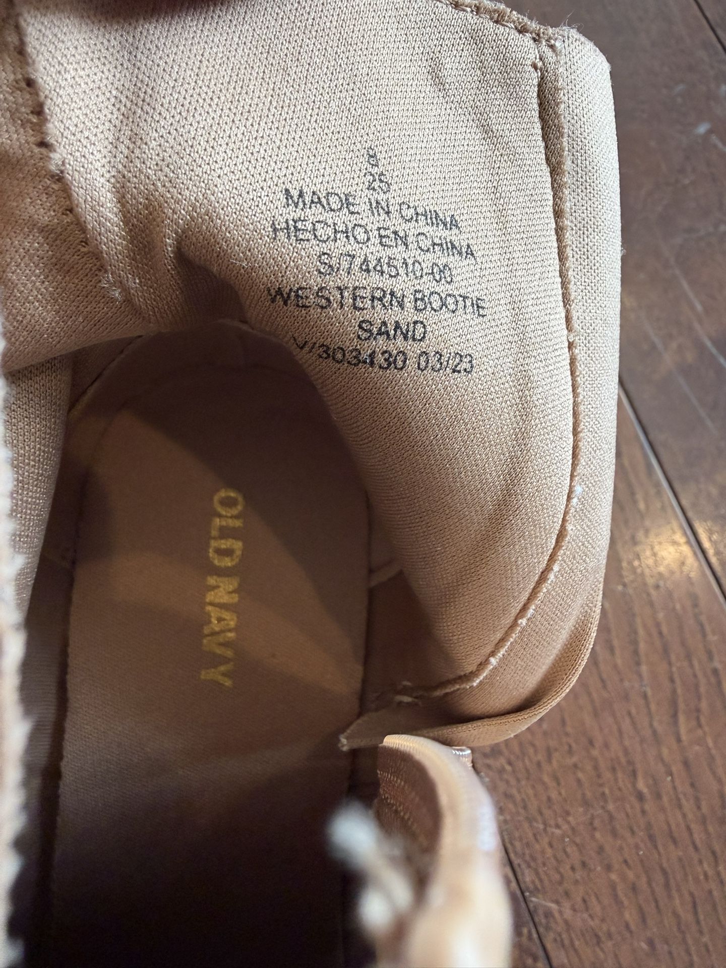 NEW Old Navy Women's Size 8 Sand Western Booties $25 - photo 5